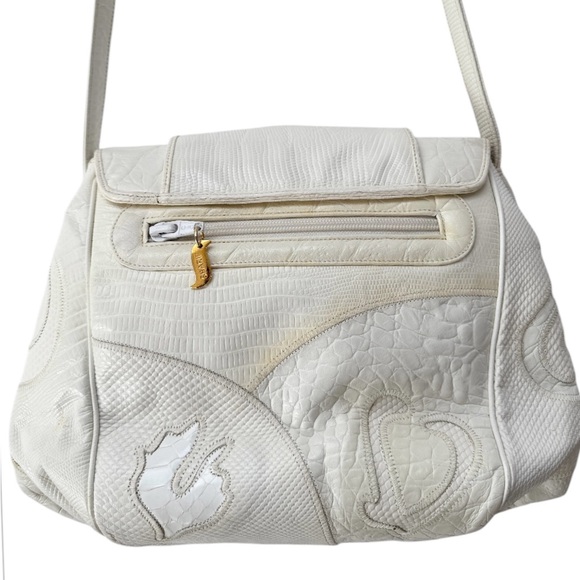 Sharif Vintage Leather Crossbody Bag - Picture 4 of 15